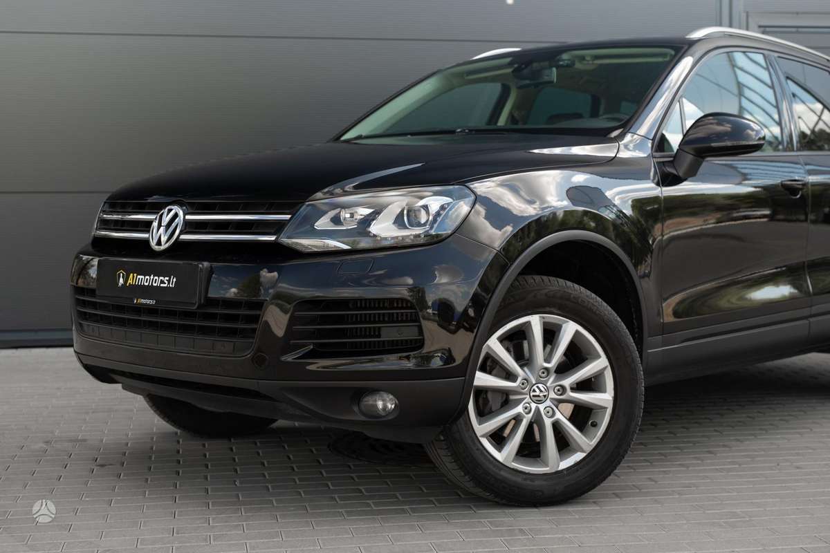 Volkswagen Touareg - 2