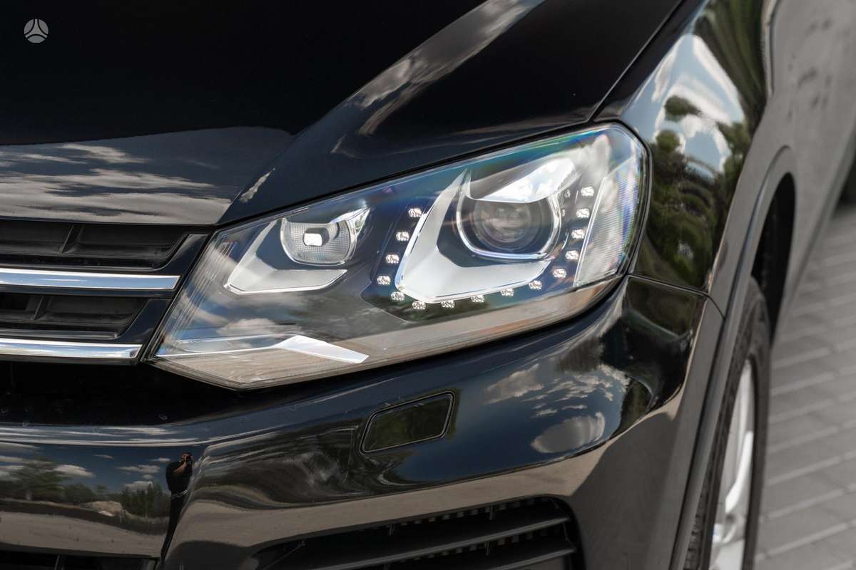 Volkswagen Touareg - 5