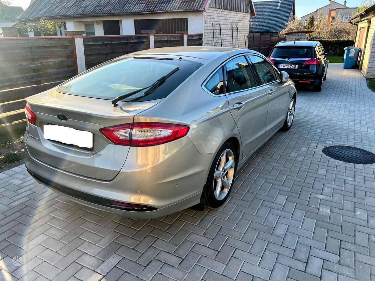 Ford Mondeo, 2.0 l., Хэтчбек