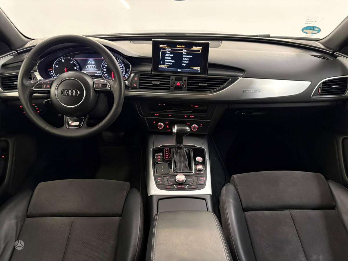 Audi A6, 3.0 l., saloon / sedan