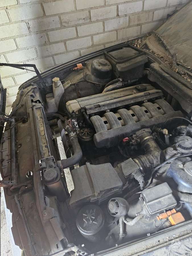 BMW 525, 2.5 l., Универсал