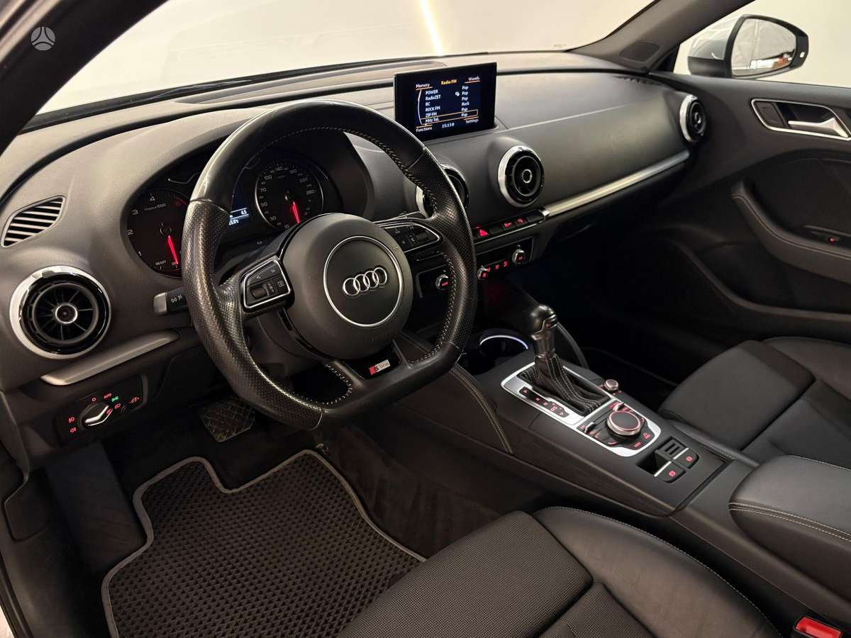 Audi A3, 1.6 l., sedanas
