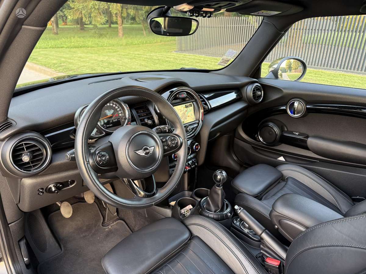 Mini Cooper SD, 2.0 l., hatchback
