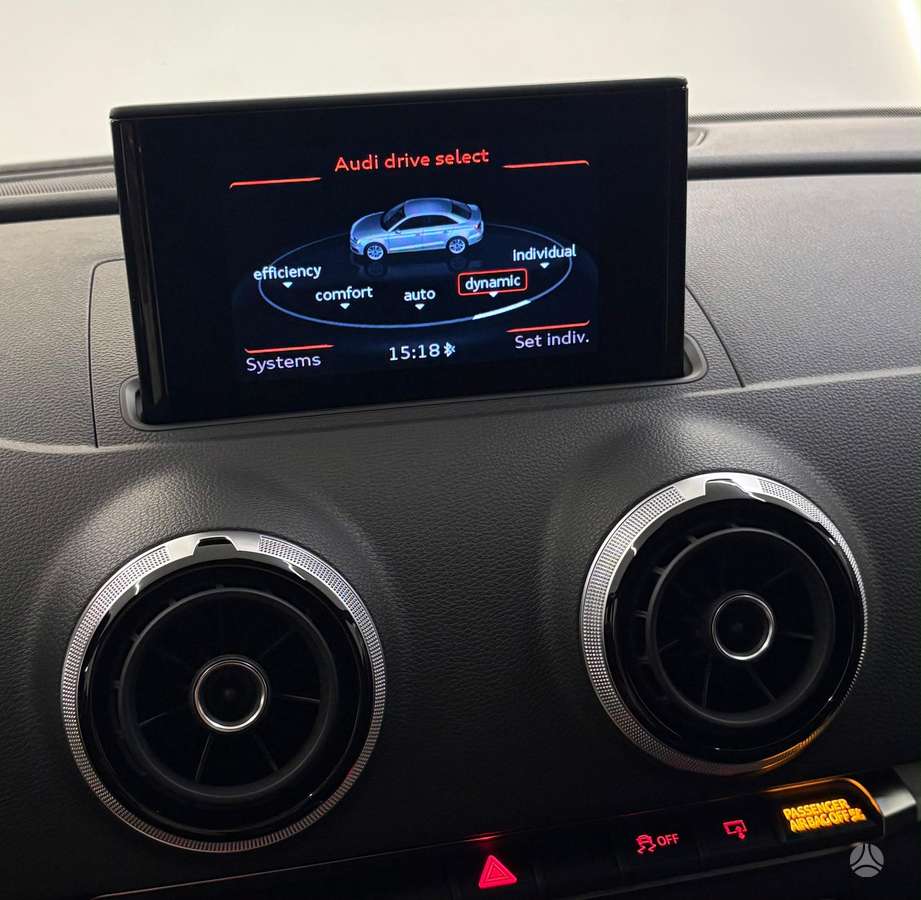 Audi A3, 1.6 l., sedanas