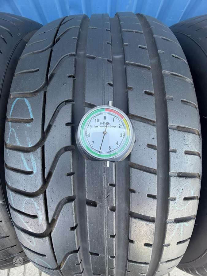 Pirelli Pzero, летние 235/45 R20