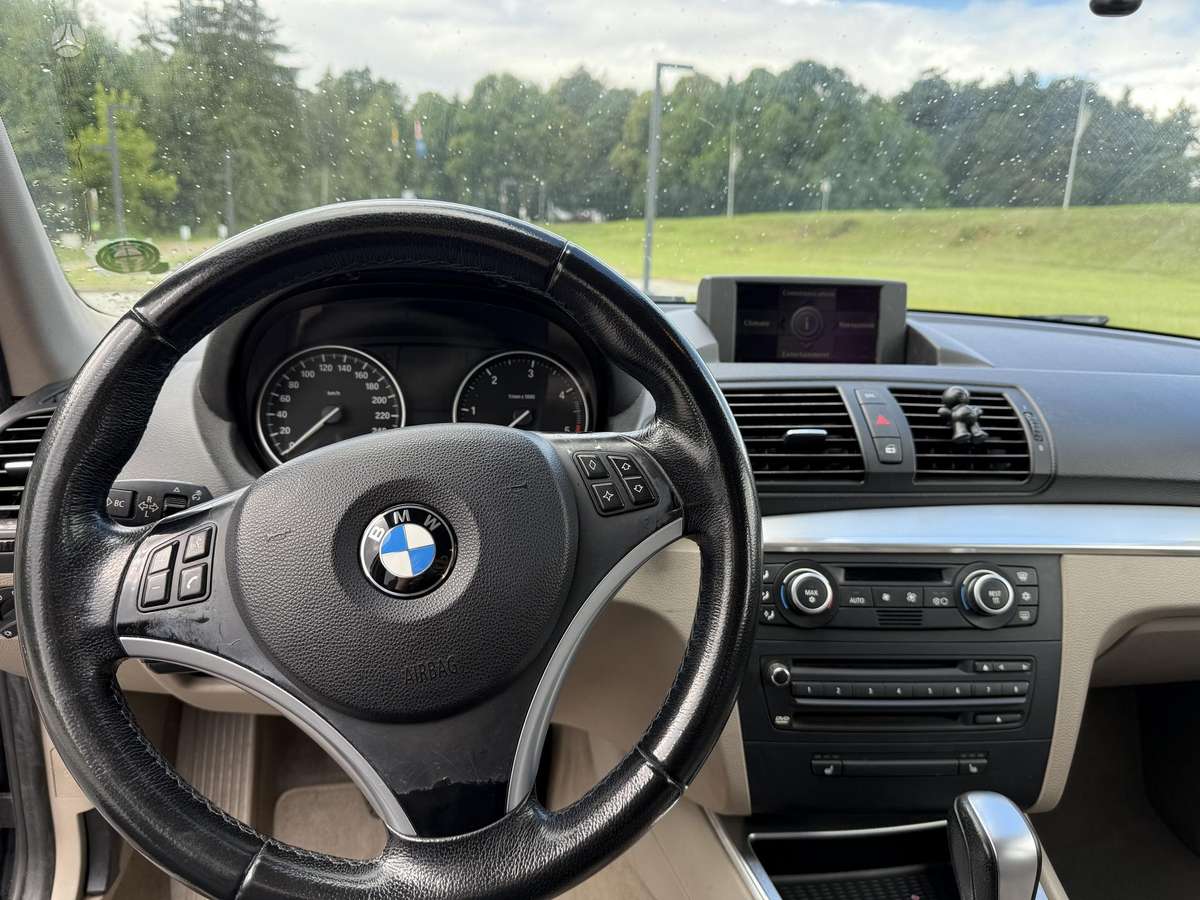 BMW 120, 2.0 l., Хэтчбек