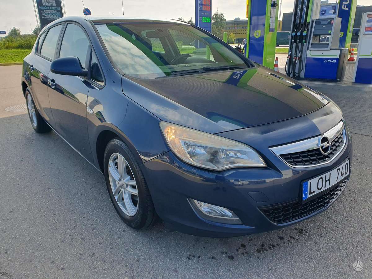 Opel Astra, 1.3 l., Хэтчбек