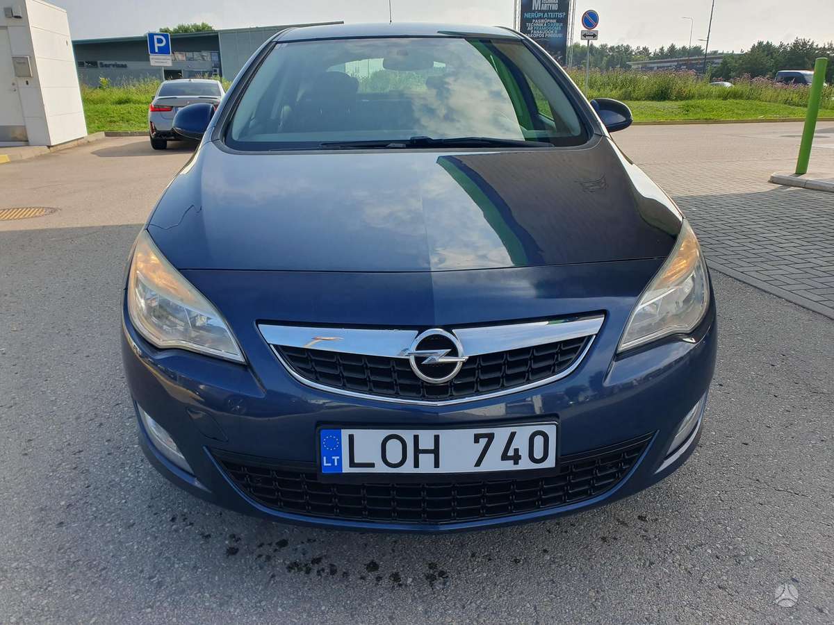 Opel Astra, 1.3 l., Хэтчбек