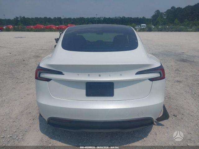 Tesla Model 3, saloon / sedan