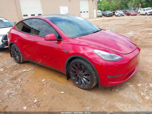 Tesla Model Y, Седан