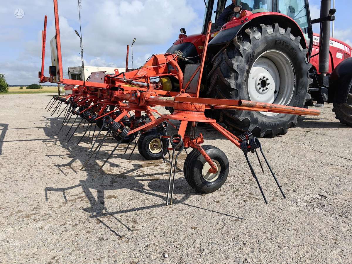 Kuhn GF 6301 MH, переворачиватель