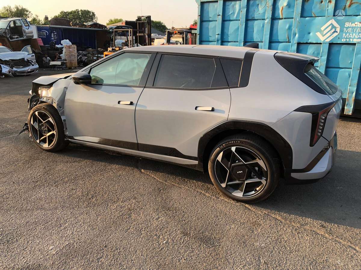Kia EV4