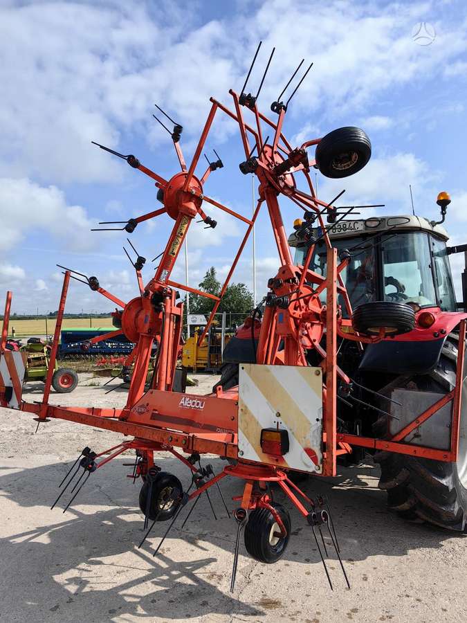 Kuhn GF 6301 MH, переворачиватель