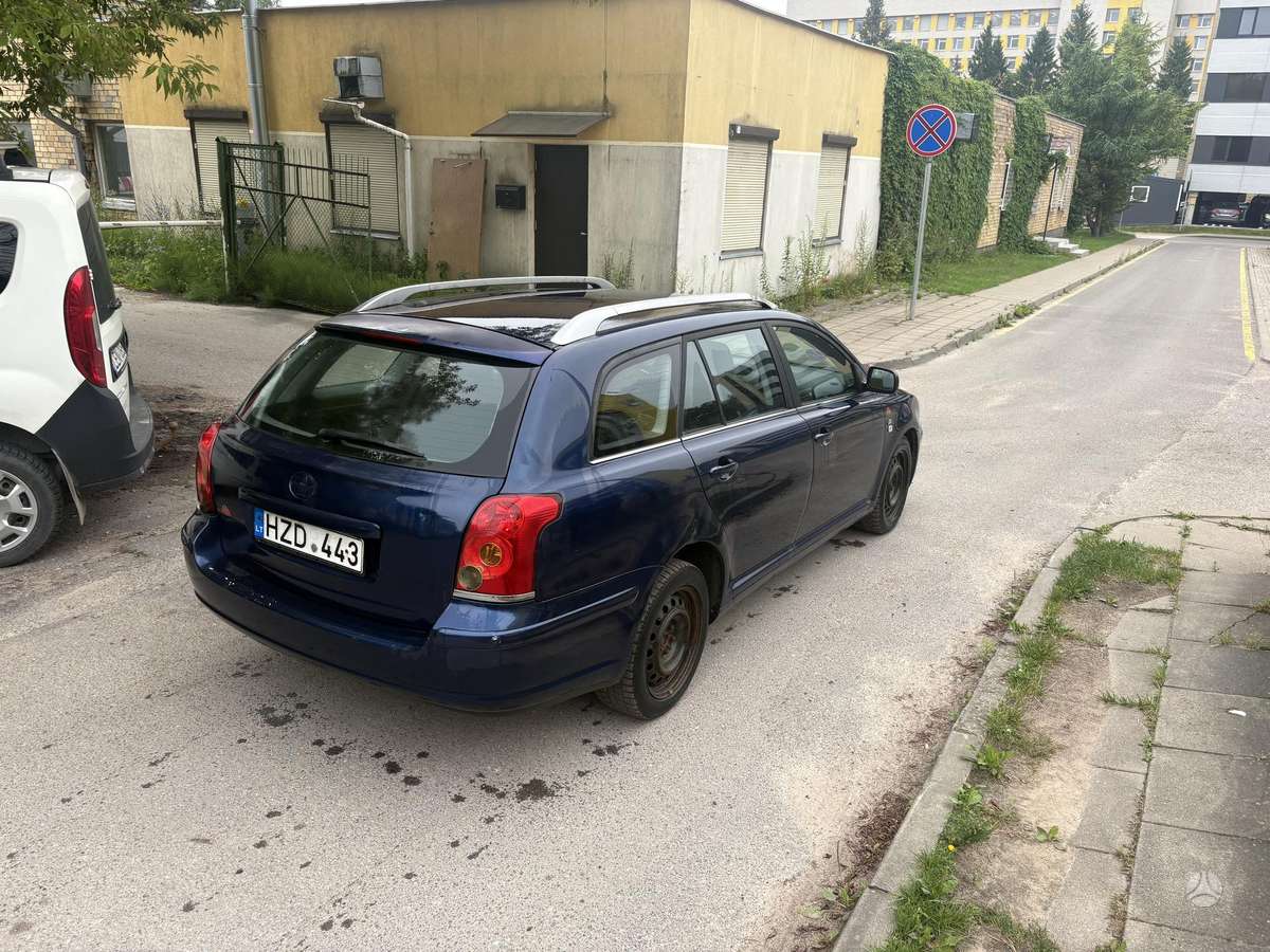 Toyota Avensis - 3