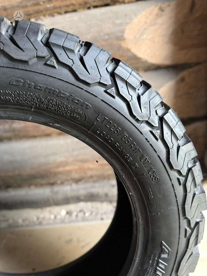 BF Goodrich KO2, universalios 225/65 R17