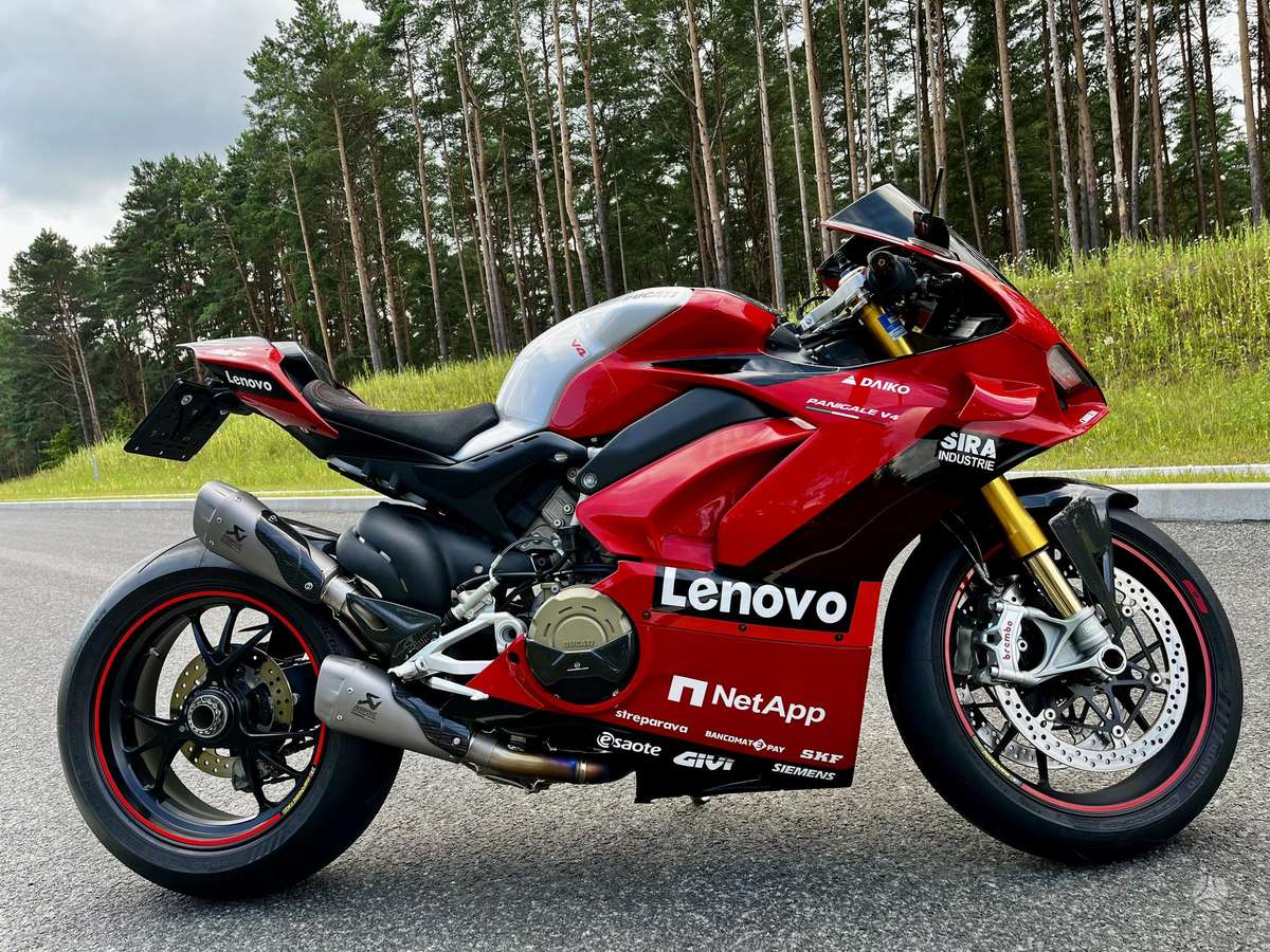 Ducati Panigale 1103cc, спортбайки / superbikes
