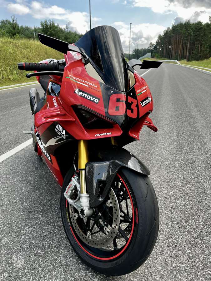 Ducati Panigale 1103cc, superbikes