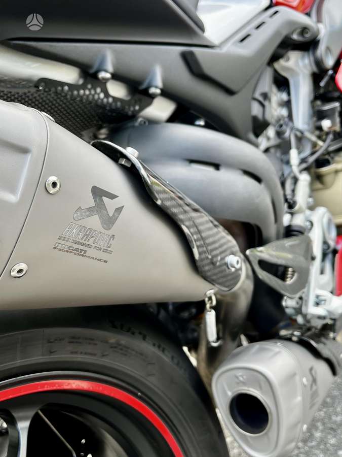 Ducati Panigale 1103cc, спортбайки / superbikes
