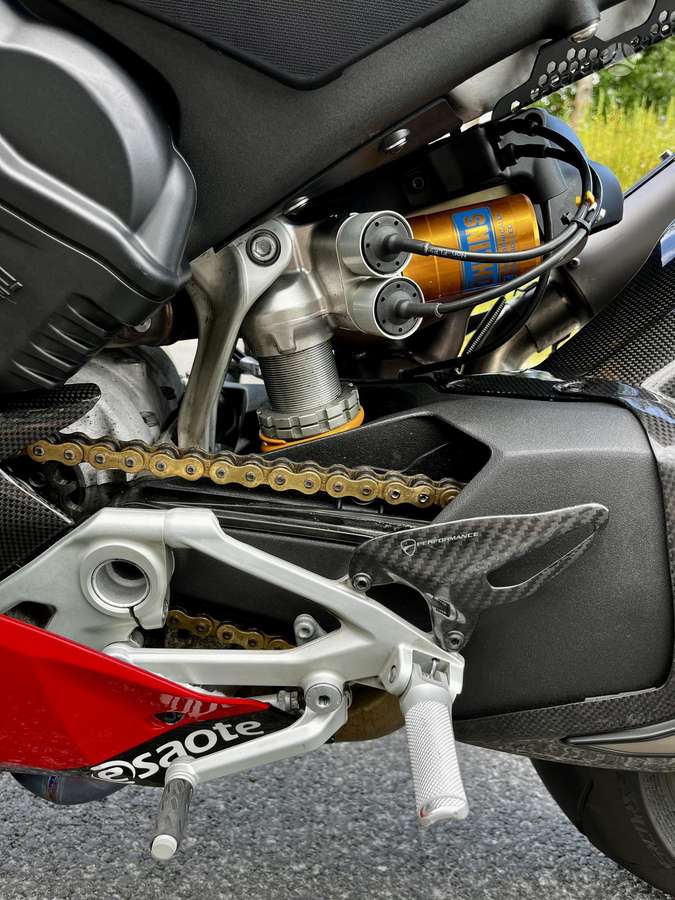 Ducati Panigale 1103cc, спортбайки / superbikes