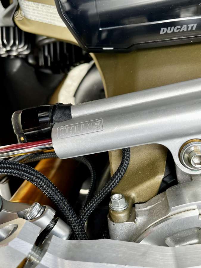 Ducati Panigale 1103cc, superbikes