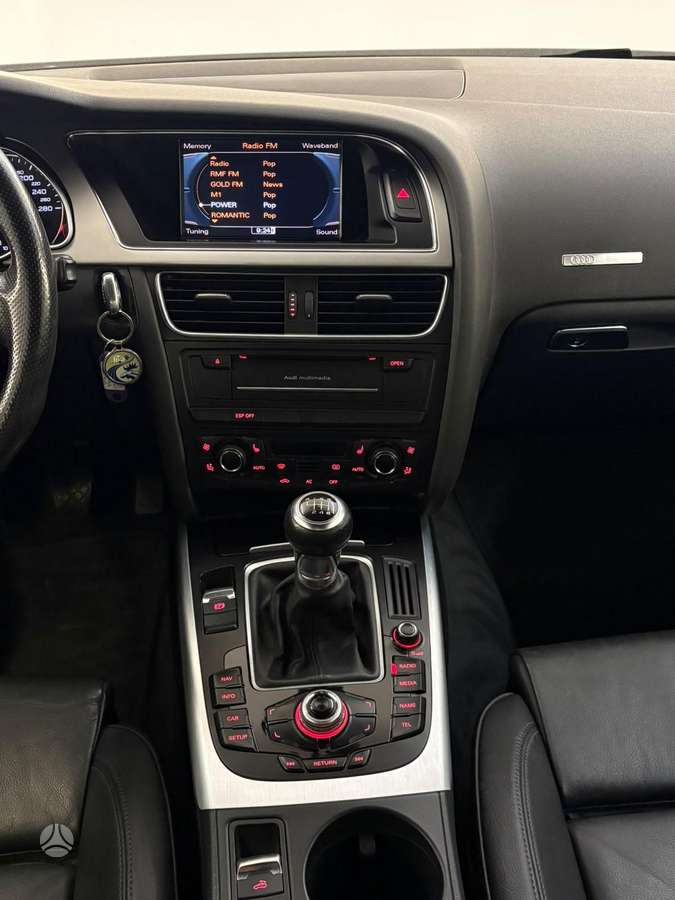 Audi A5, 2.0 l., convertible