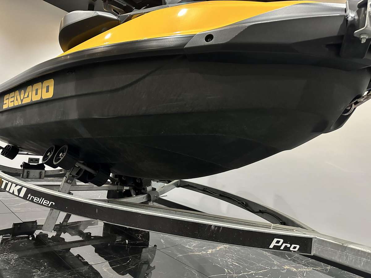 Sea-Doo GTR 230, водные мотоциклы