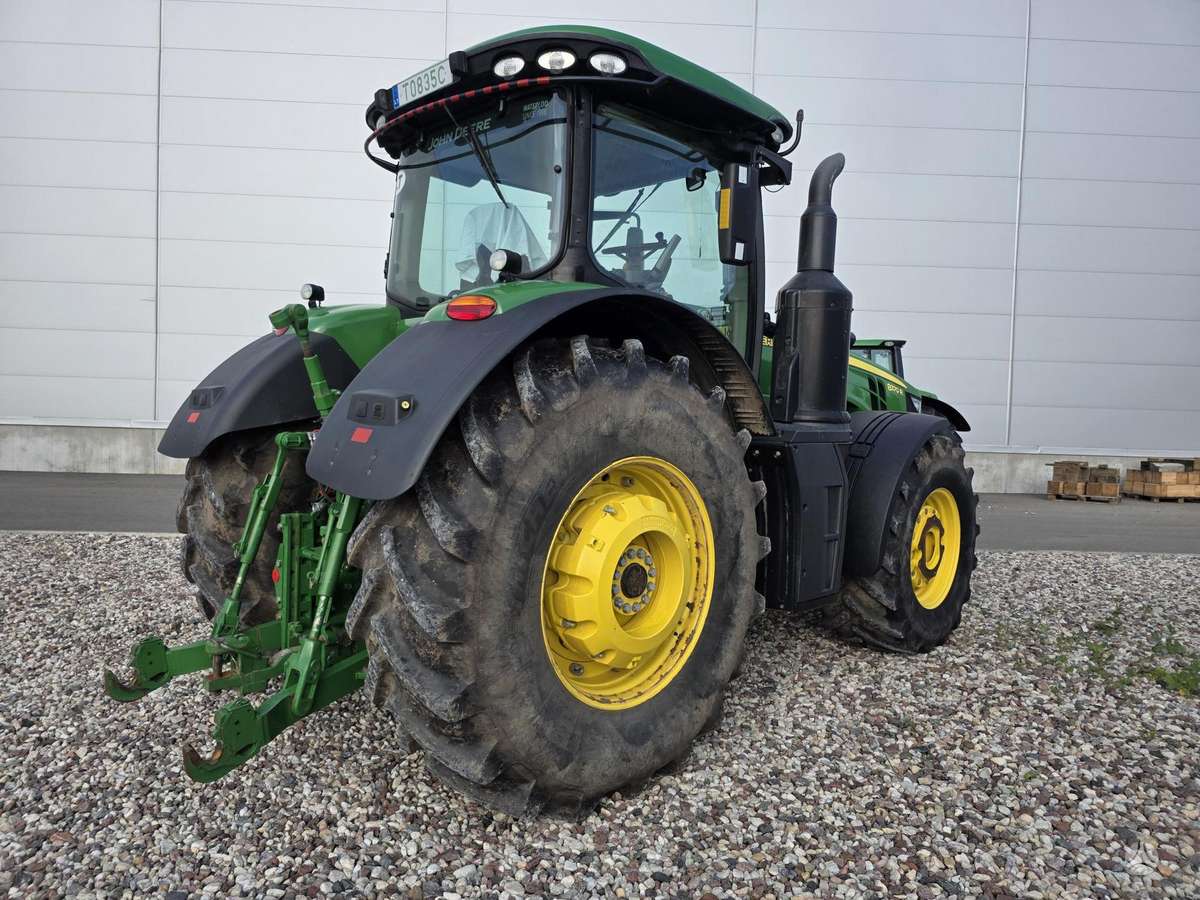 John Deere 8370R, traktoriai