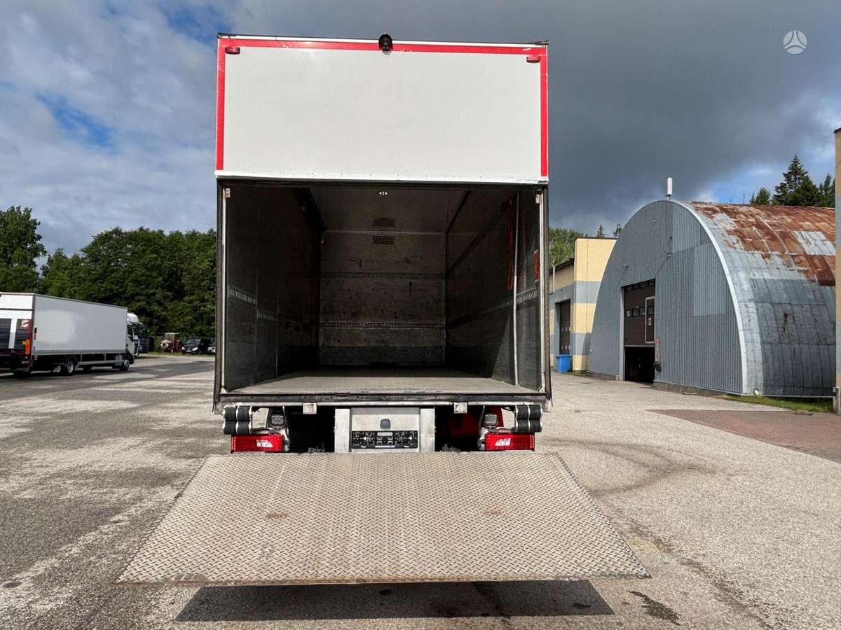Scania P320, kietašoniai