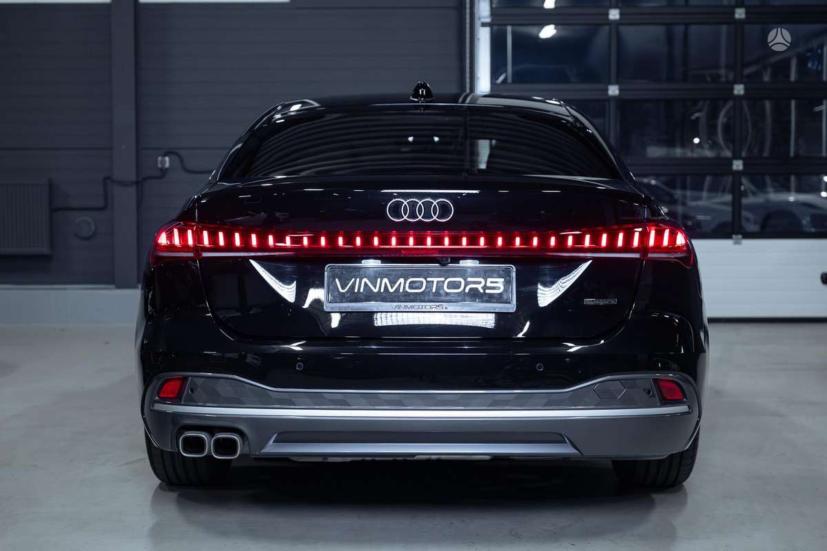 Audi A5, 2.0 l., hatchback