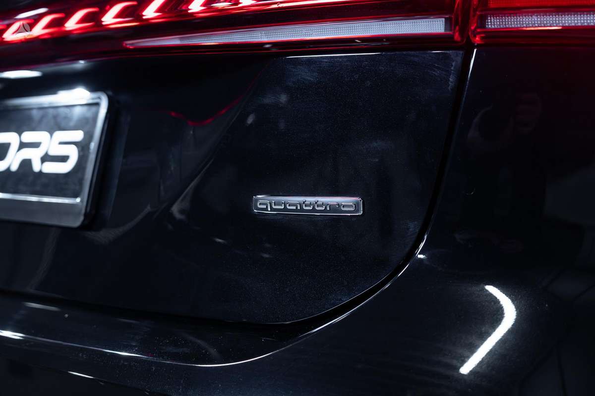 Audi A5, 2.0 l., hatchback