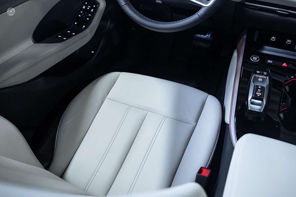 Audi A5, 2.0 l., hatchback