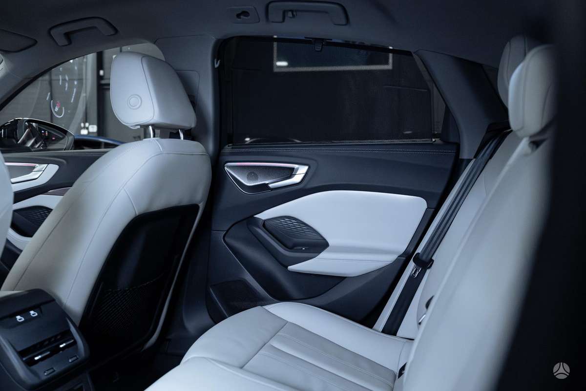 Audi A5, 2.0 l., hatchback