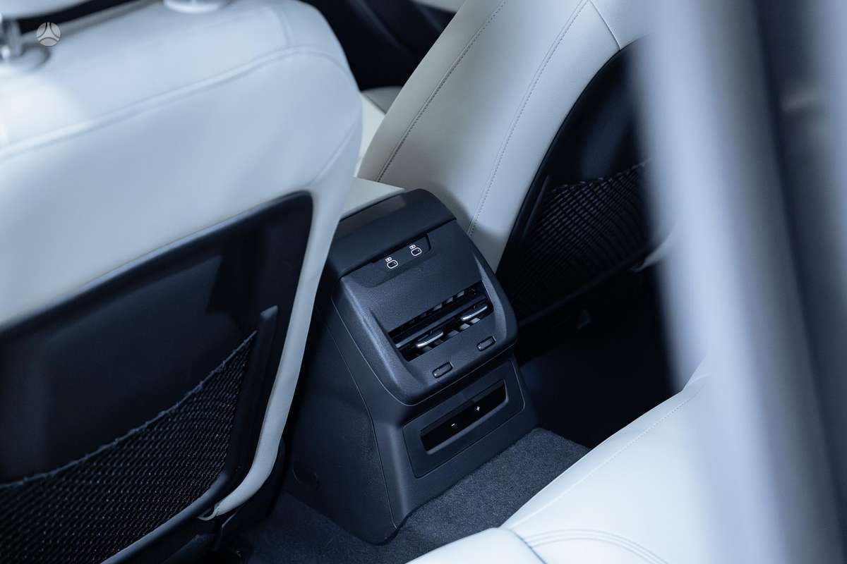 Audi A5, 2.0 l., hatchback