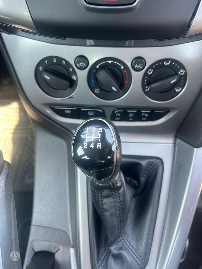 Ford Focus, 1.0 l., Универсал