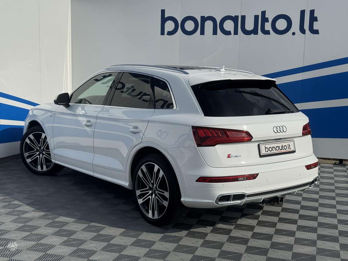 Audi SQ5, 3.0 l., off-road / crossover