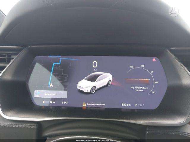 Tesla Model X, saloon / sedan