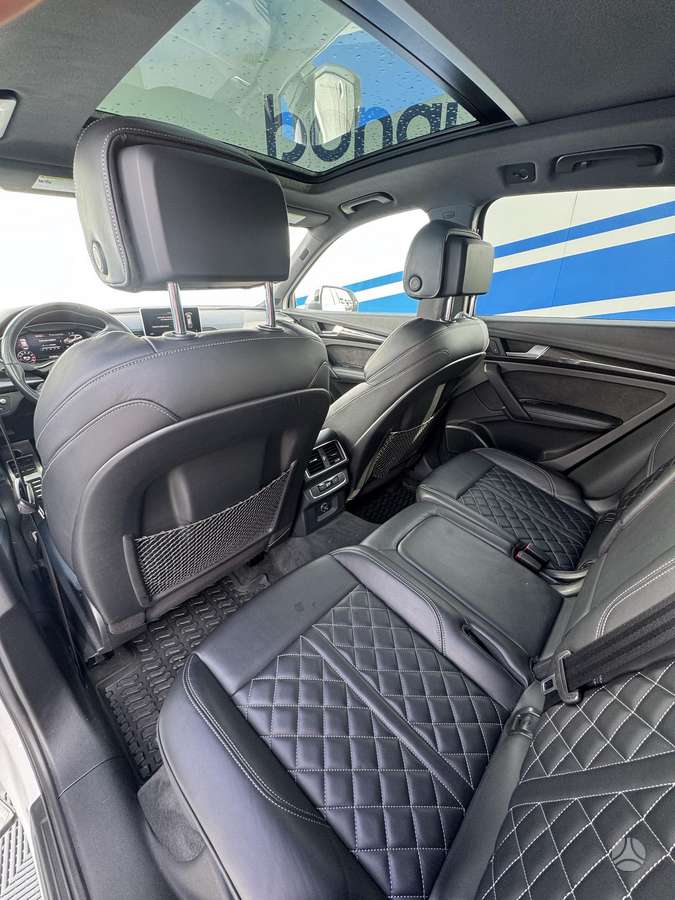 Audi SQ5, 3.0 l., off-road / crossover