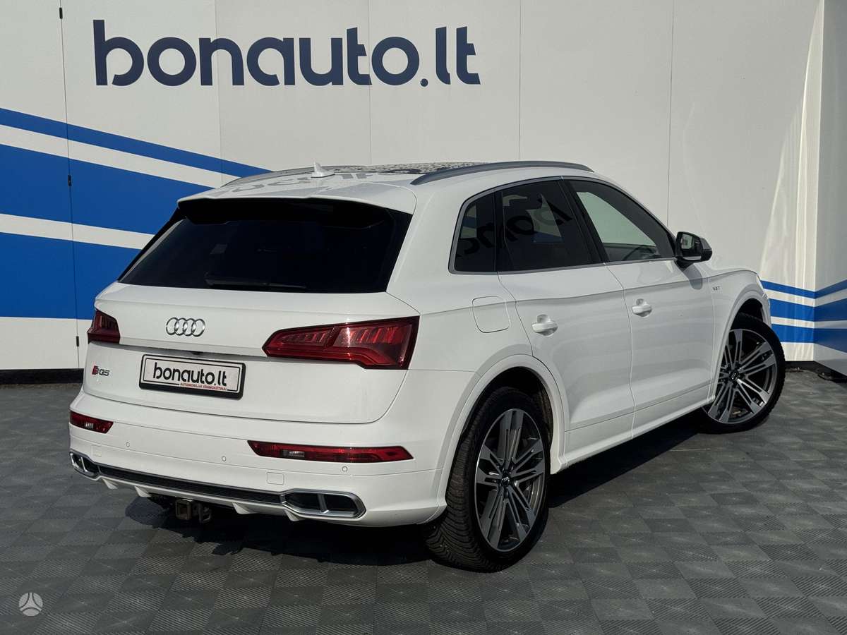 Audi SQ5, 3.0 l., off-road / crossover