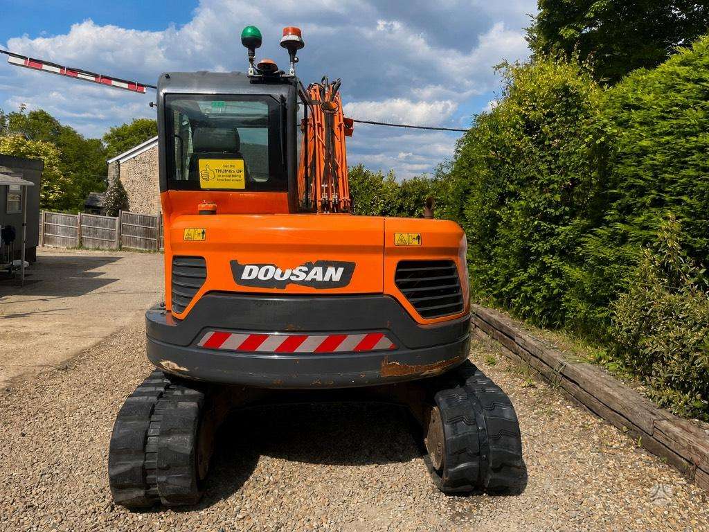 Doosan DX 85 R-3, экскаваторы