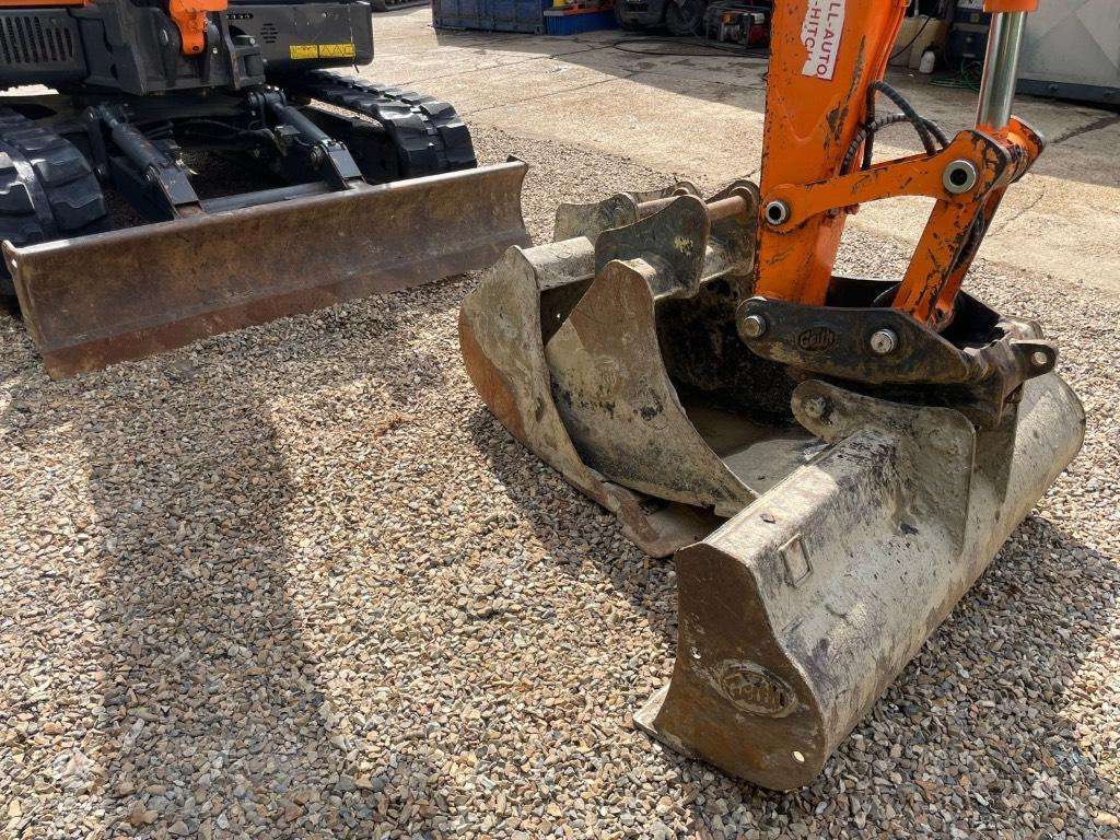 Doosan DX 85 R-3, экскаваторы