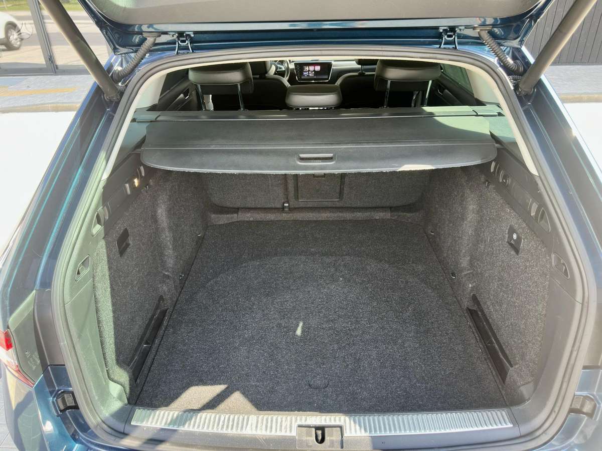 Skoda Superb, 1.6 l., Универсал
