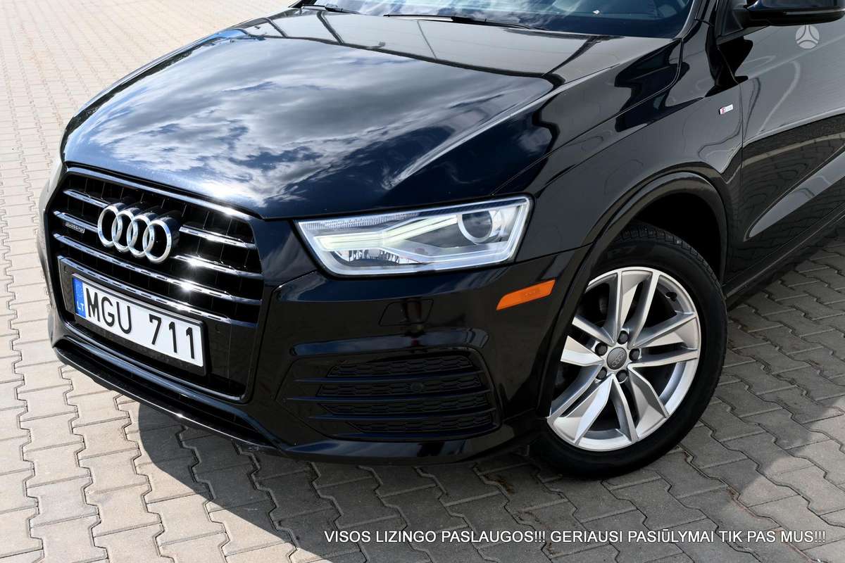 Audi Q3, 2.0 l., off-road / crossover