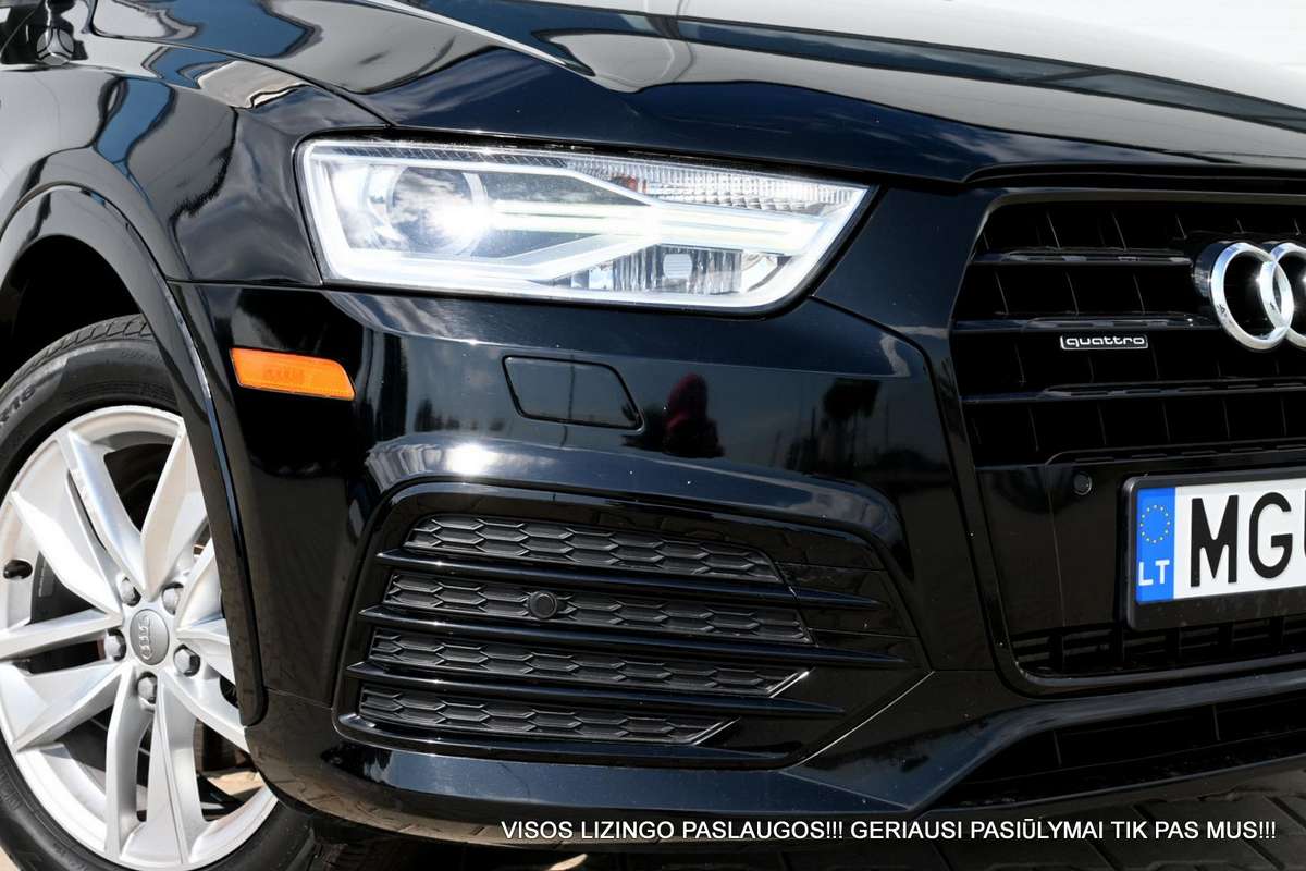 Audi Q3, 2.0 l., off-road / crossover