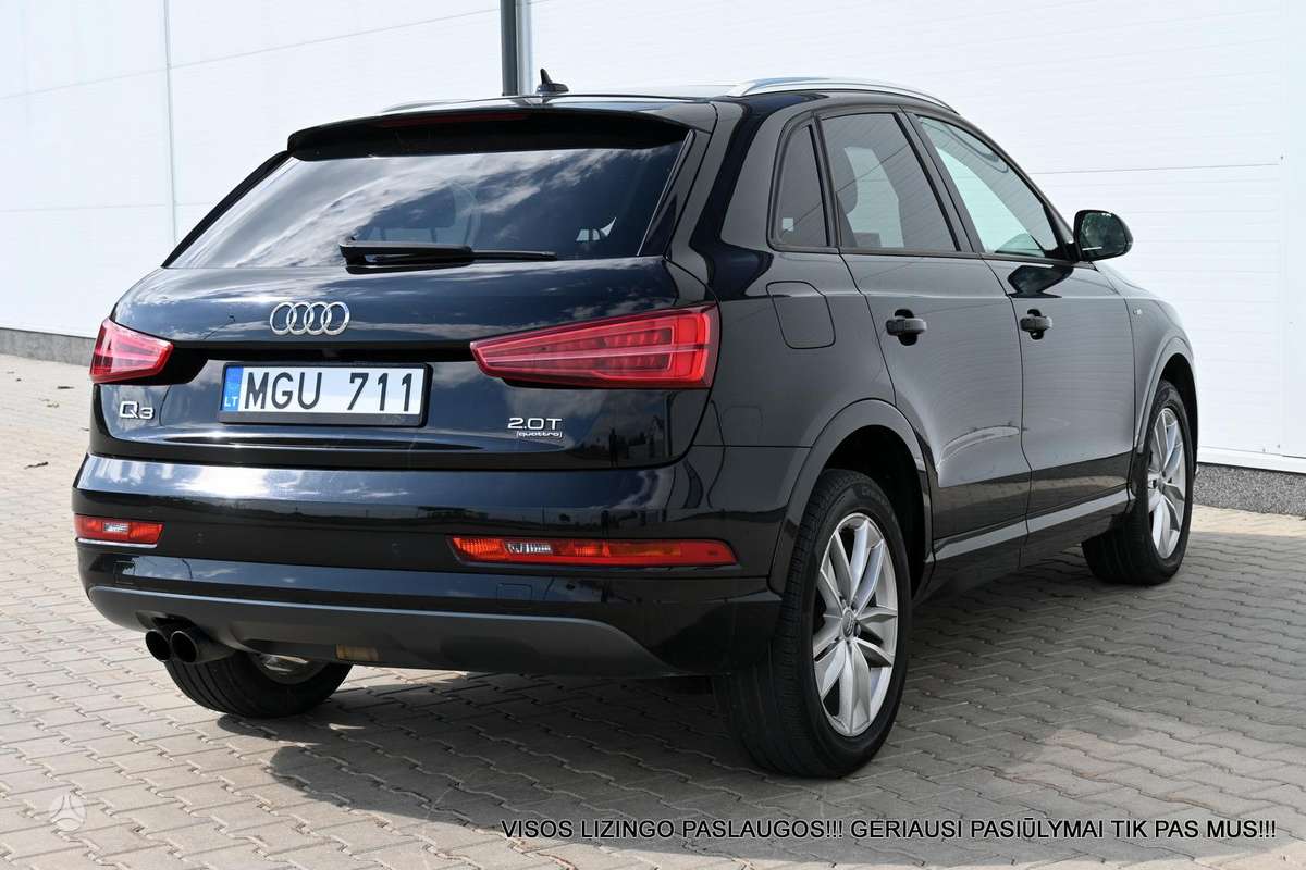 Audi Q3, 2.0 l., off-road / crossover