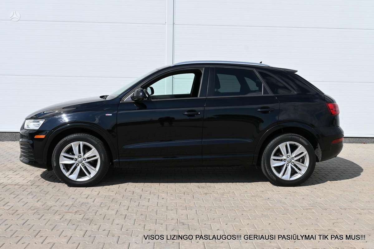Audi Q3, 2.0 l., off-road / crossover