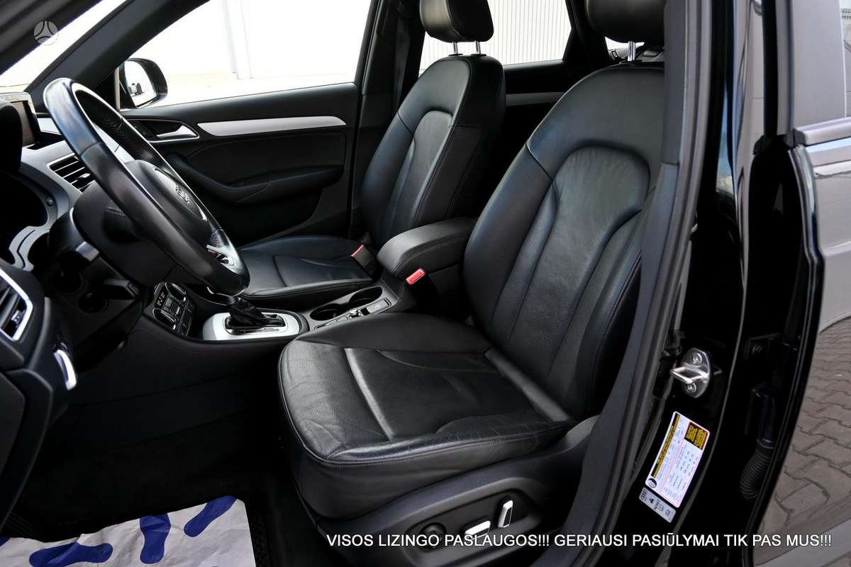 Audi Q3, 2.0 l., off-road / crossover