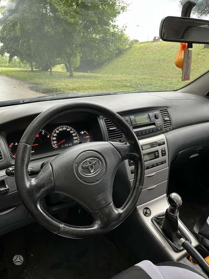 Toyota Corolla, 2.0 l., hatchback
