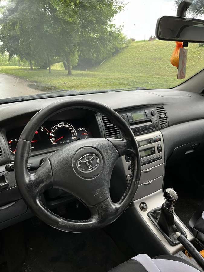 Toyota Corolla - 7