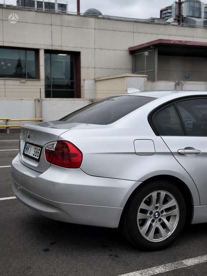 BMW 320, 2.0 l., sedanas