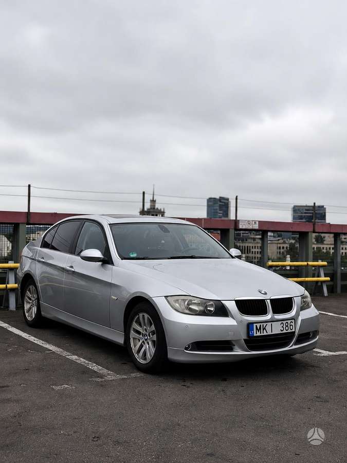 BMW 320, 2.0 l., Седан